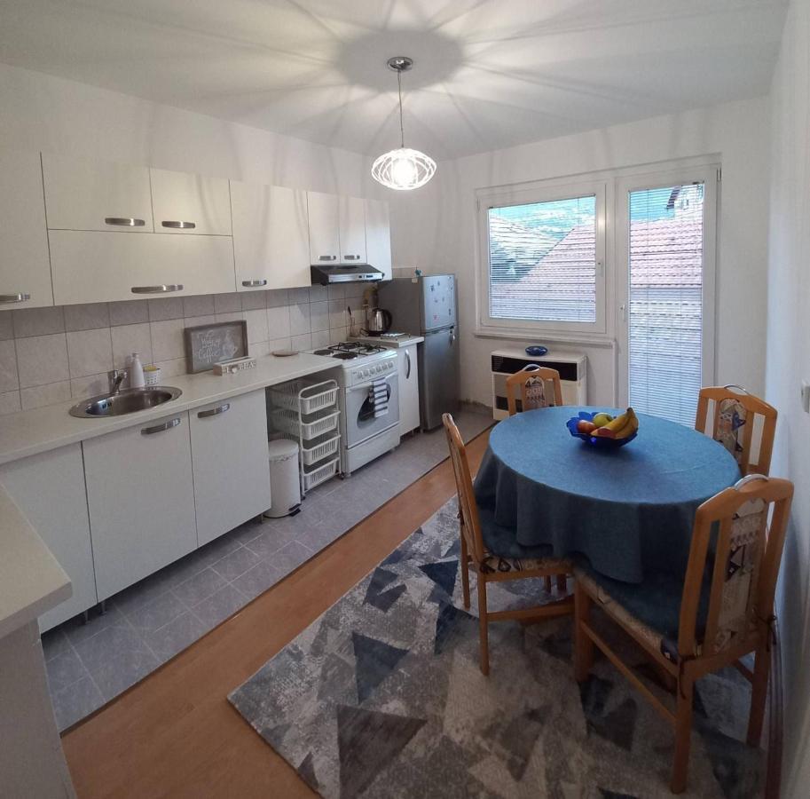 Apartment Emmi Sarajevo Eksteriør billede