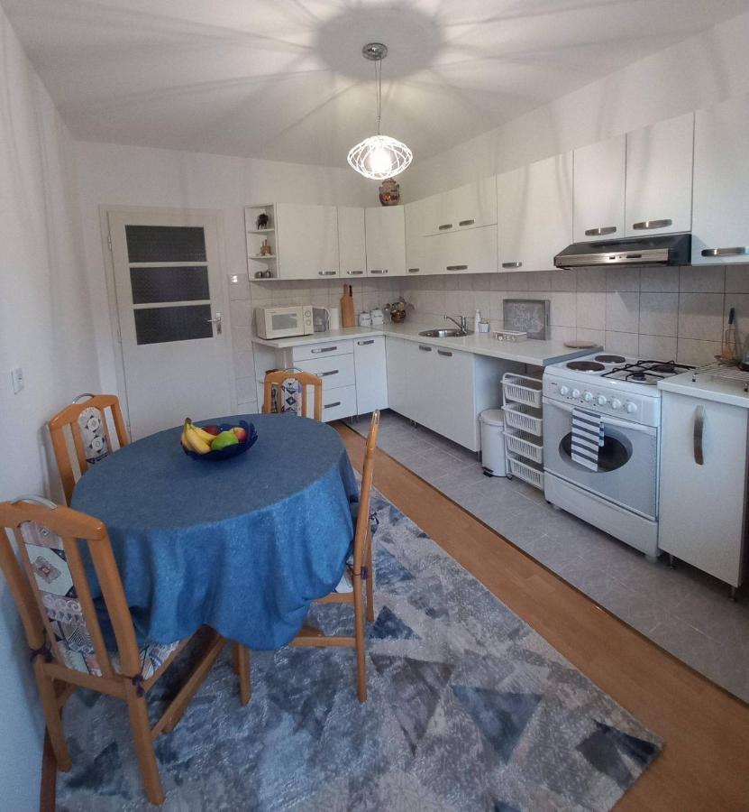 Apartment Emmi Sarajevo Eksteriør billede